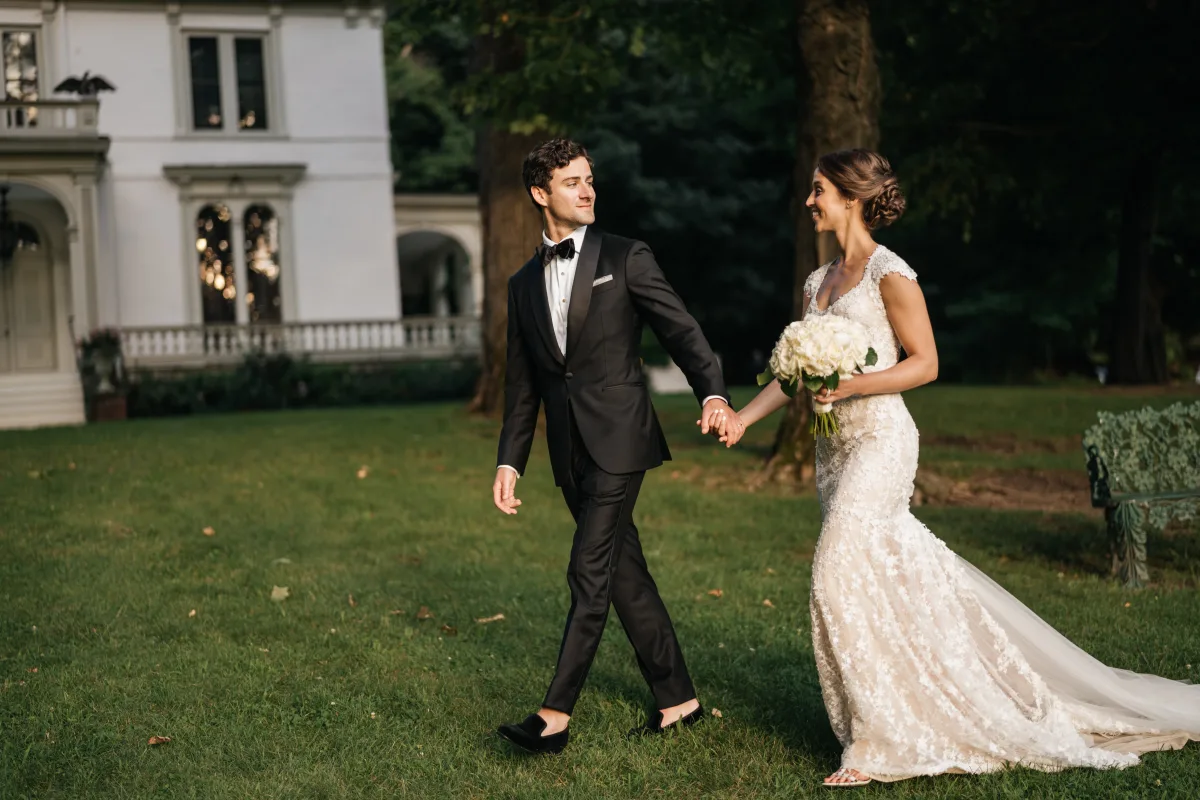 Alicia and Steve wedding at A Private Estate