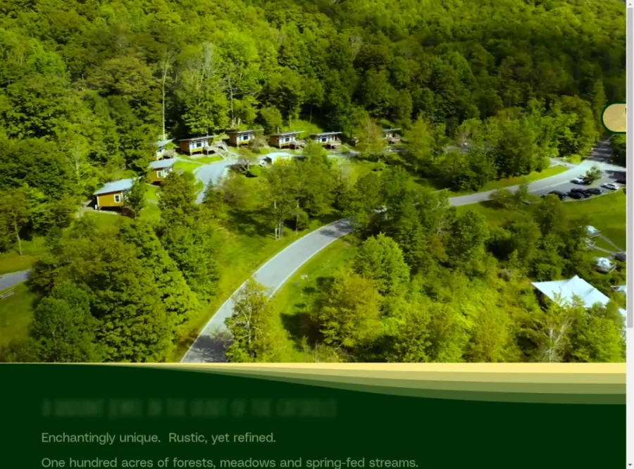Full homepage screenshot of the Full Moon Resort website